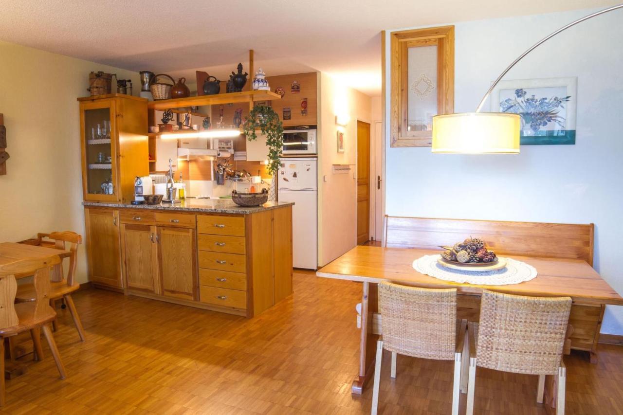 Apartamento Montana Park Appartamento Enveitg Esterno foto