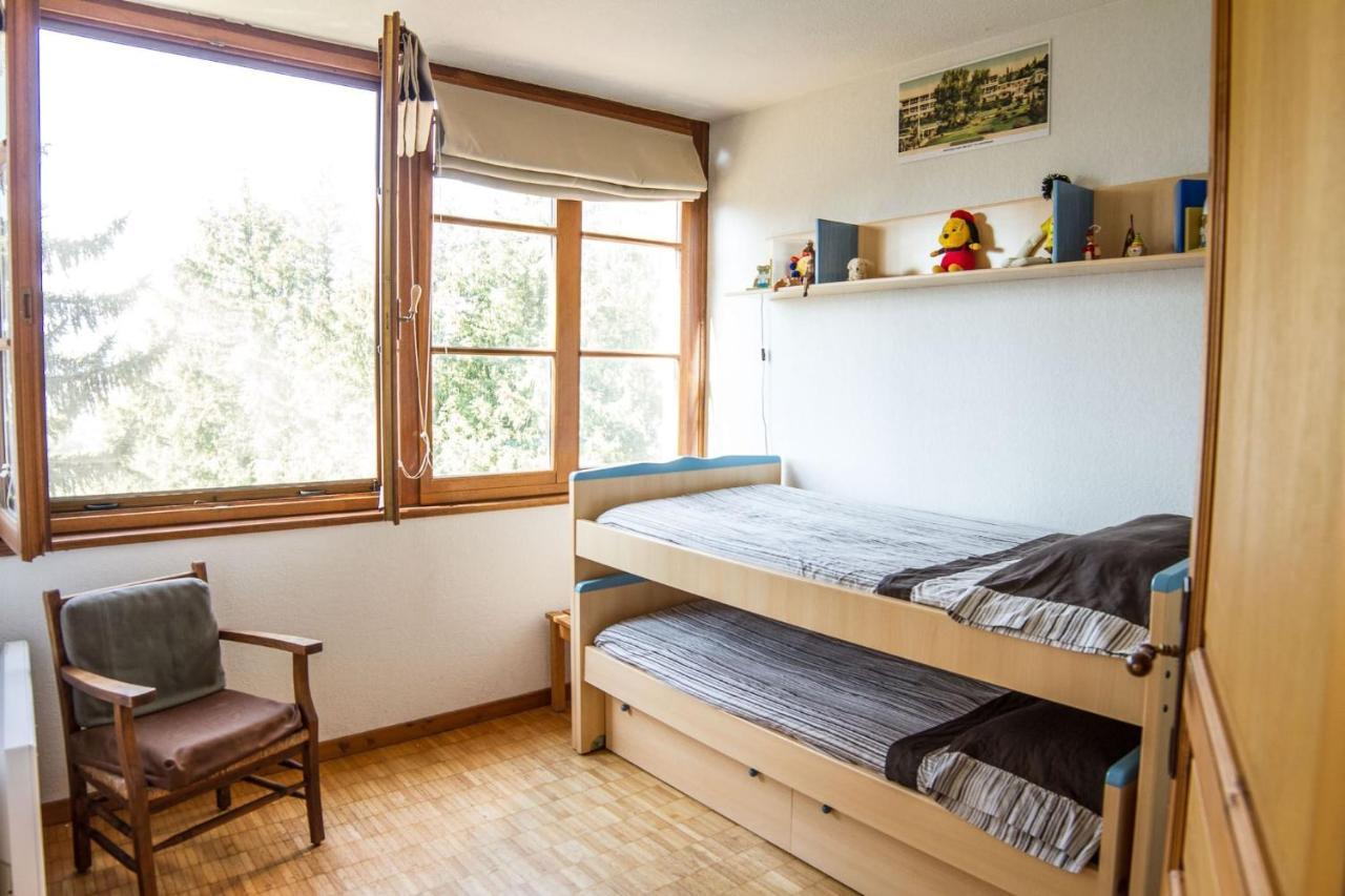 Apartamento Montana Park Appartamento Enveitg Esterno foto