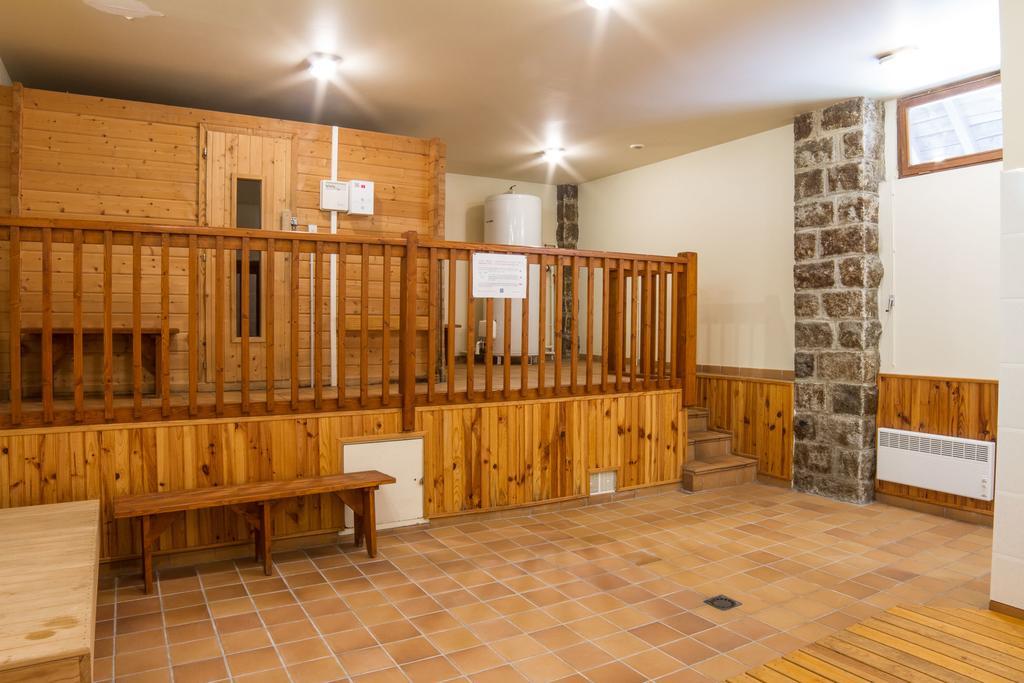 Apartamento Montana Park Appartamento Enveitg Esterno foto