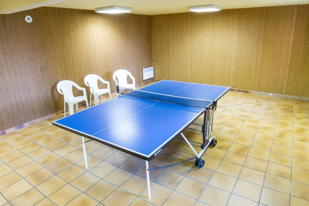 Apartamento Montana Park Appartamento Enveitg Esterno foto