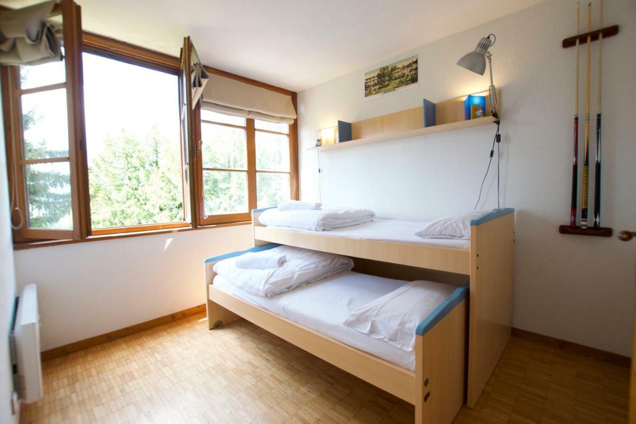 Apartamento Montana Park Appartamento Enveitg Esterno foto